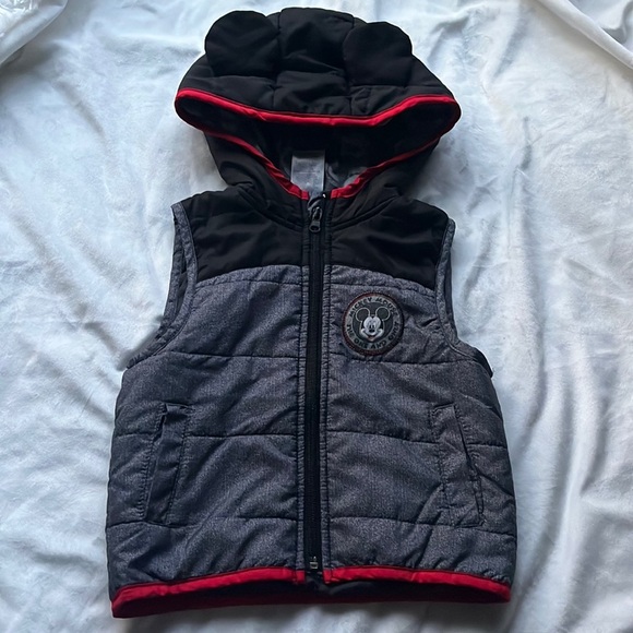 BOYS MICKEY MOUSE DISNEY PUFFER VEST GRAY AND RED - Picture 1 of 7